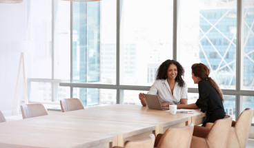 meeting at table 767x418